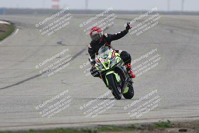 media/Nov-29-2025-TrackDaz (Sat) [[10ae2d9bce]]/B Group/Session 3 (Outside Grapevine)/